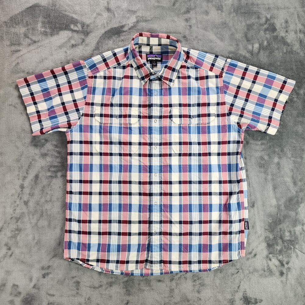 Patagonia Shirt Men's Size Large Short Sleeve Snap Buttons Check Blue Red Wine